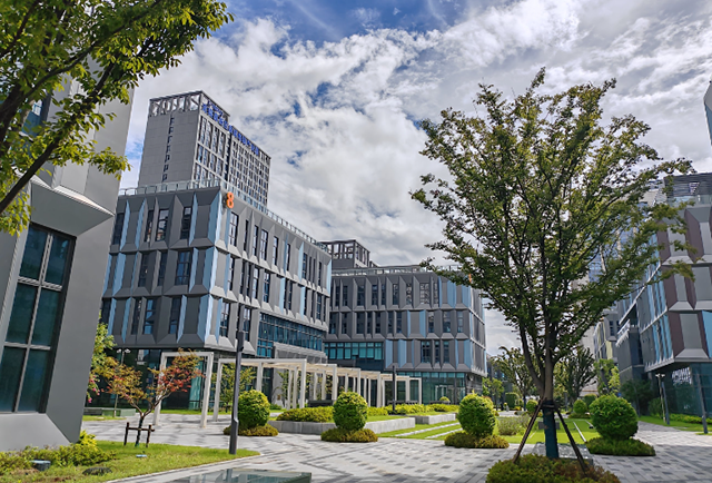 青浦工业地产投资新蓝海——新能源产业园区崛起